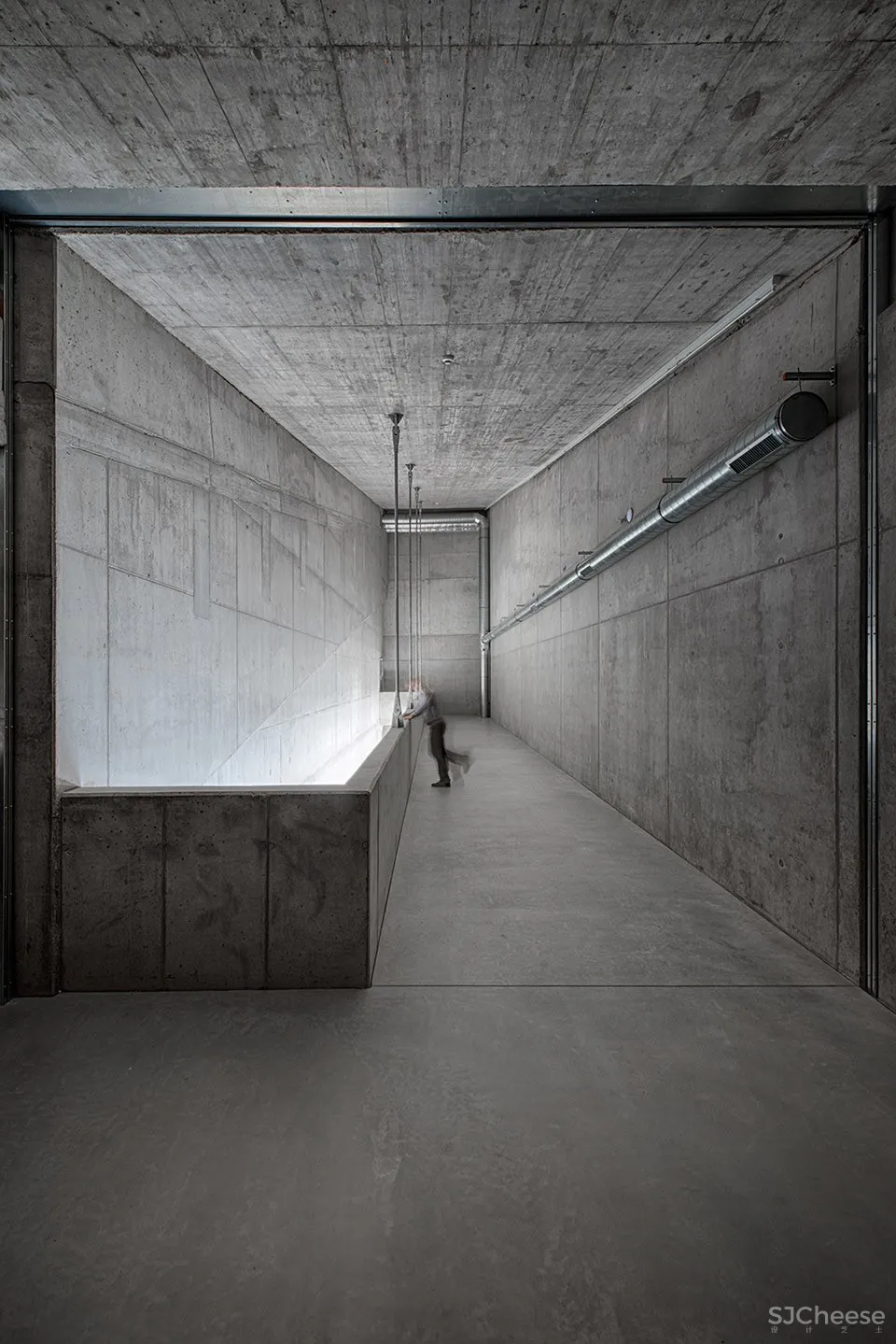 DOX+当代艺术中心 / Petr Hájek Architekti 首