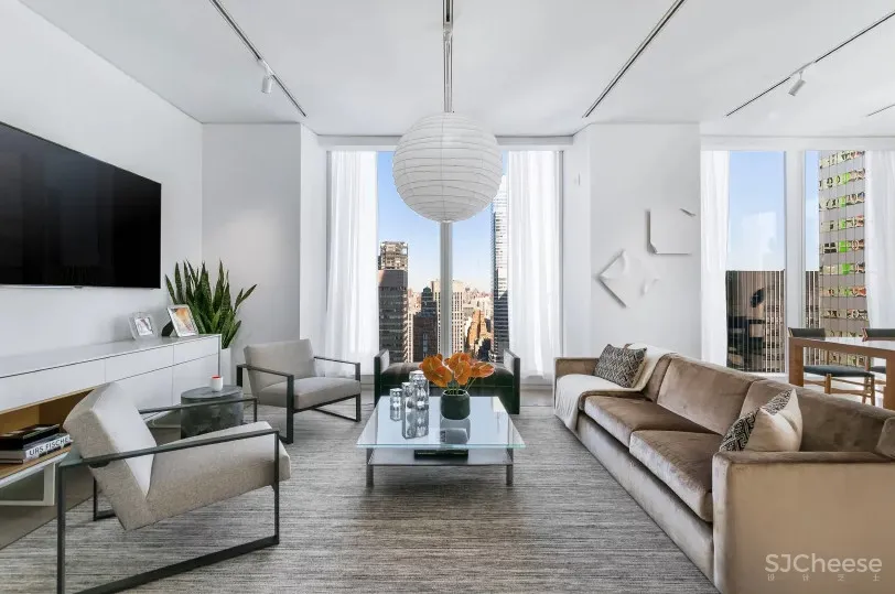 诺曼·福斯特设计最苗条的公寓楼, 样板房走起了简约奢华风!