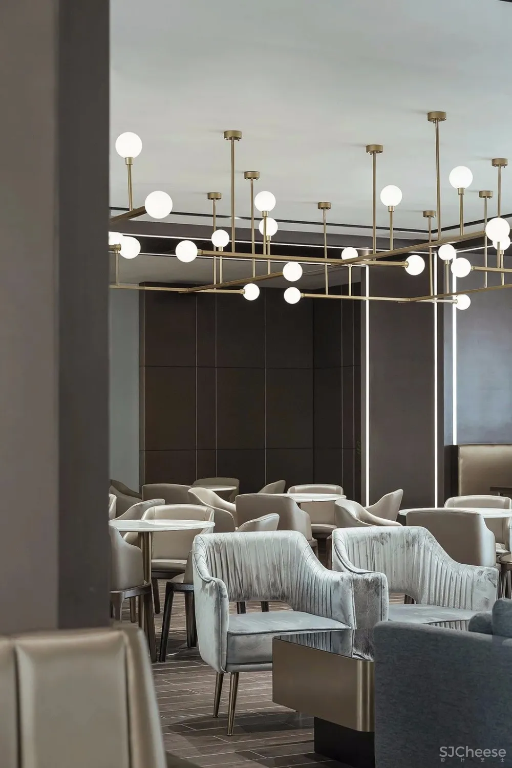 新作 | 轻盈灰,纯粹又时尚的高级格调 首