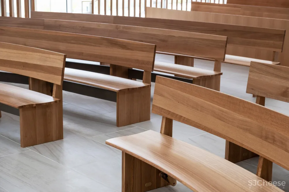 Mark Cavagnero Associates | 白色混凝土教堂