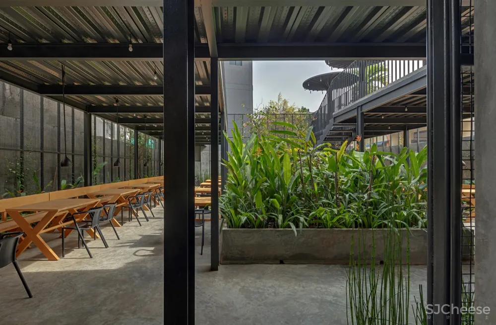 Sunrise花园餐厅,印度 / M9 Design Studio 首