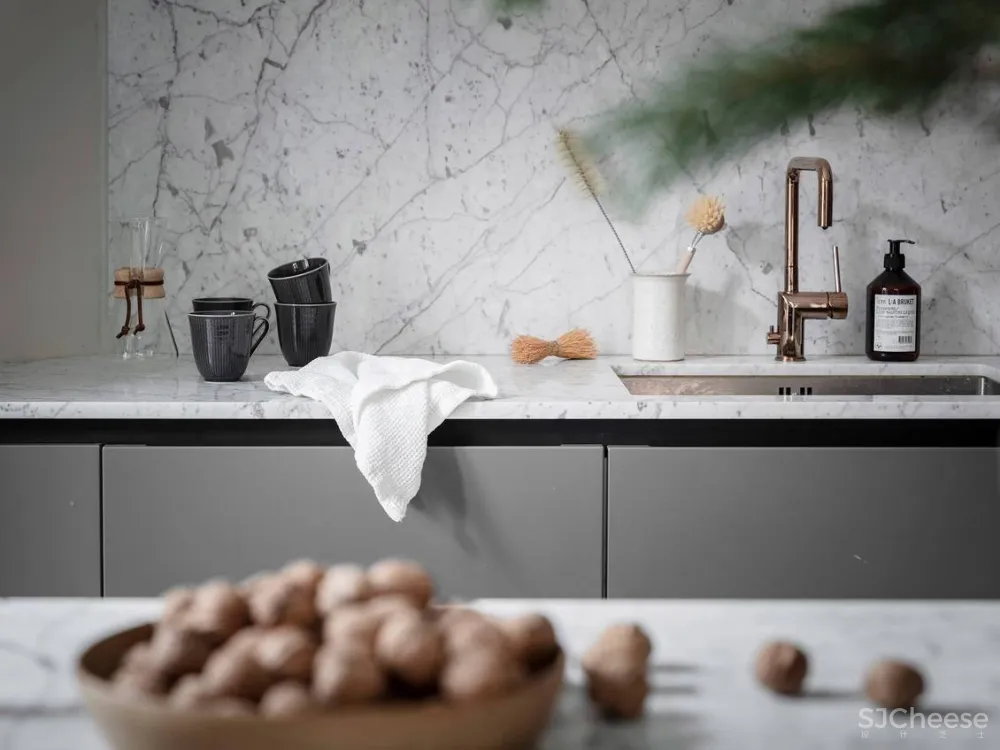 温暖舒适的瑞典公寓 | Grey Deco