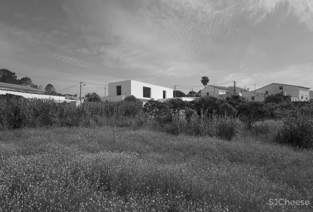 Gonçalo Duarte Pacheco | 葡萄牙南部果园住宅SP House
