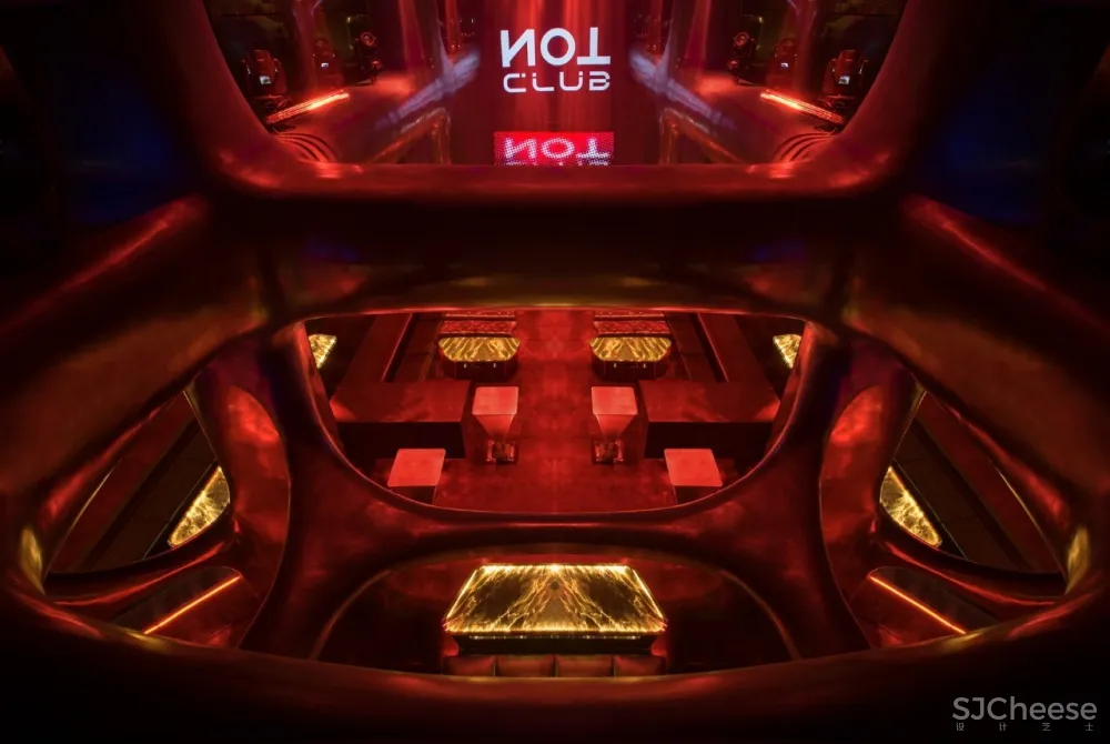 最新 | 黄永才:超有未来感的太空主题星舰酒吧,广州夜店新地标! 首