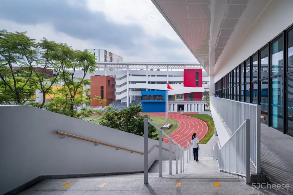 ZHUBO-AAO + H DESIGN | 华中师范大学龙源学校