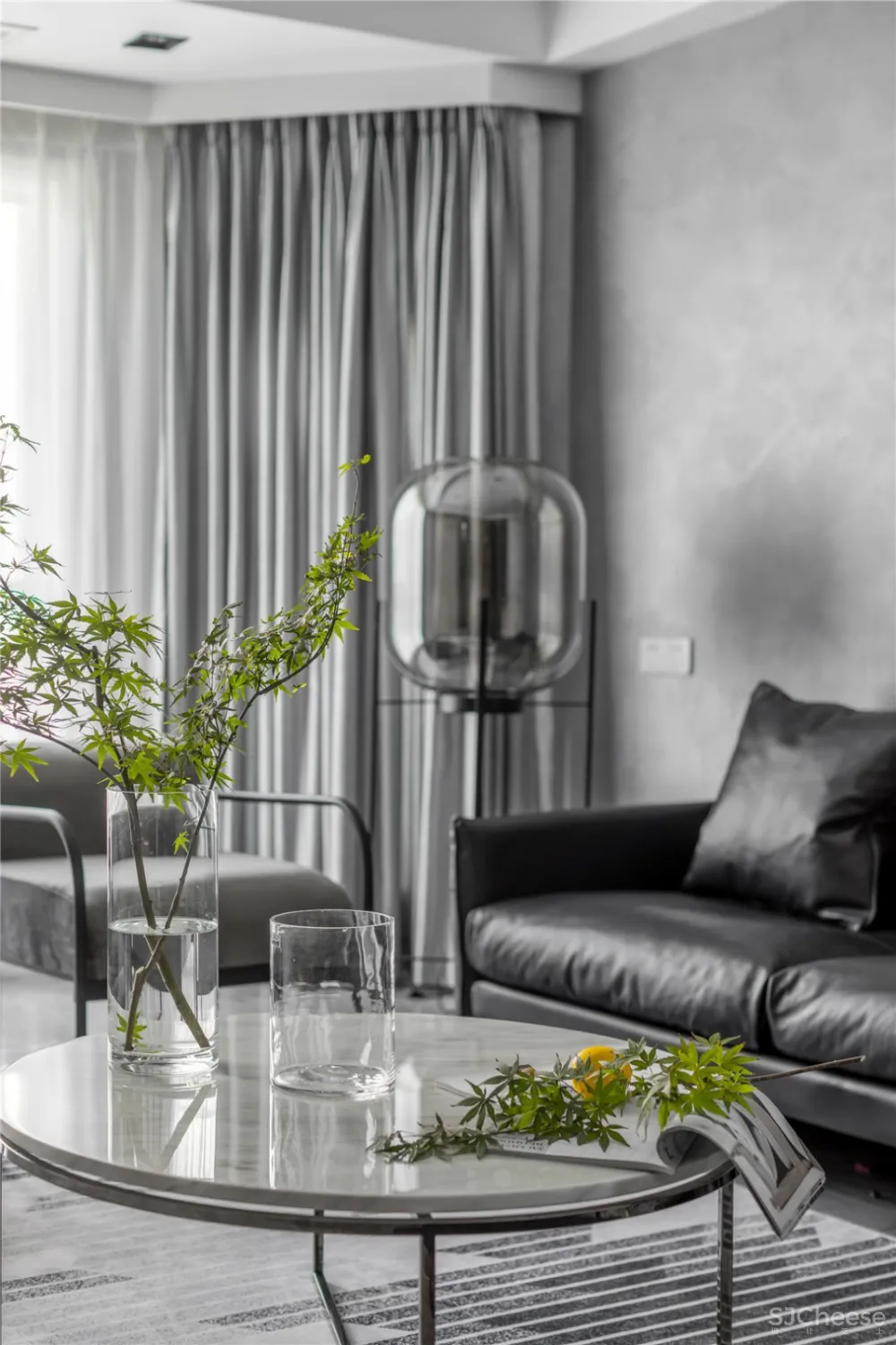 《37℃灰》将简约与高级化为一种低调的奢华 | 一品&囧家 首