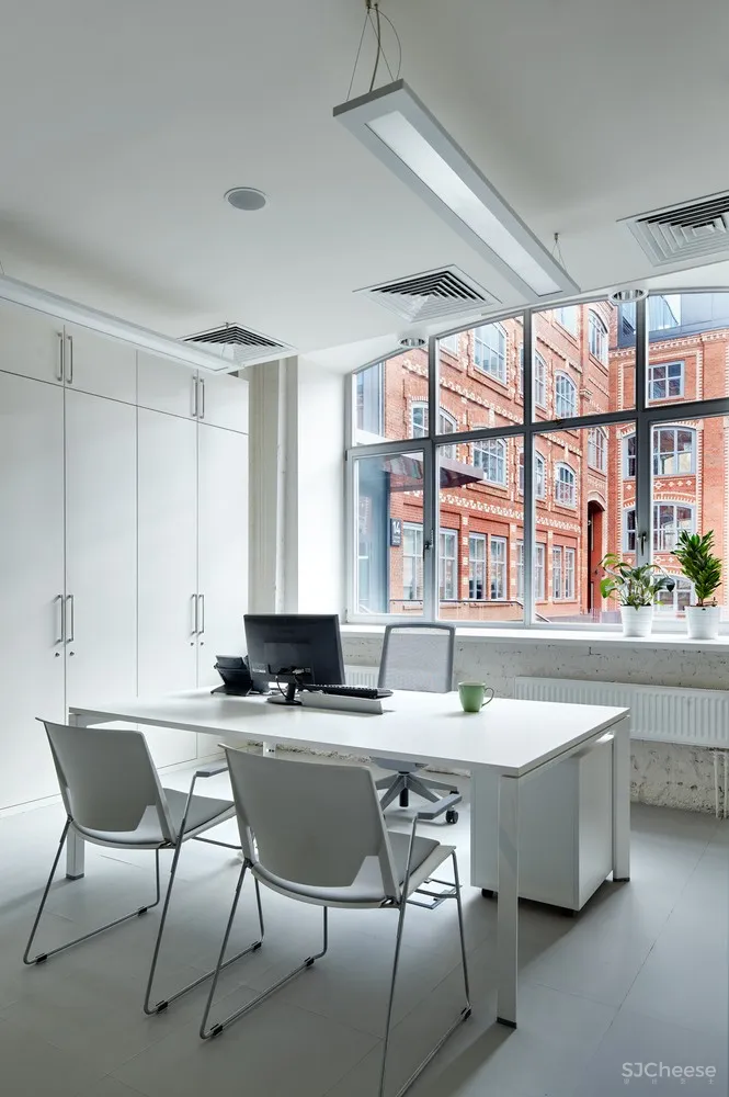 新作 | VOX Architects 俄罗斯渐变天空蓝办公空间