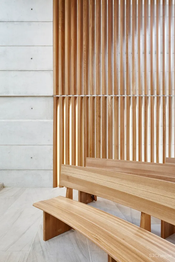 Mark Cavagnero Associates | 白色混凝土教堂