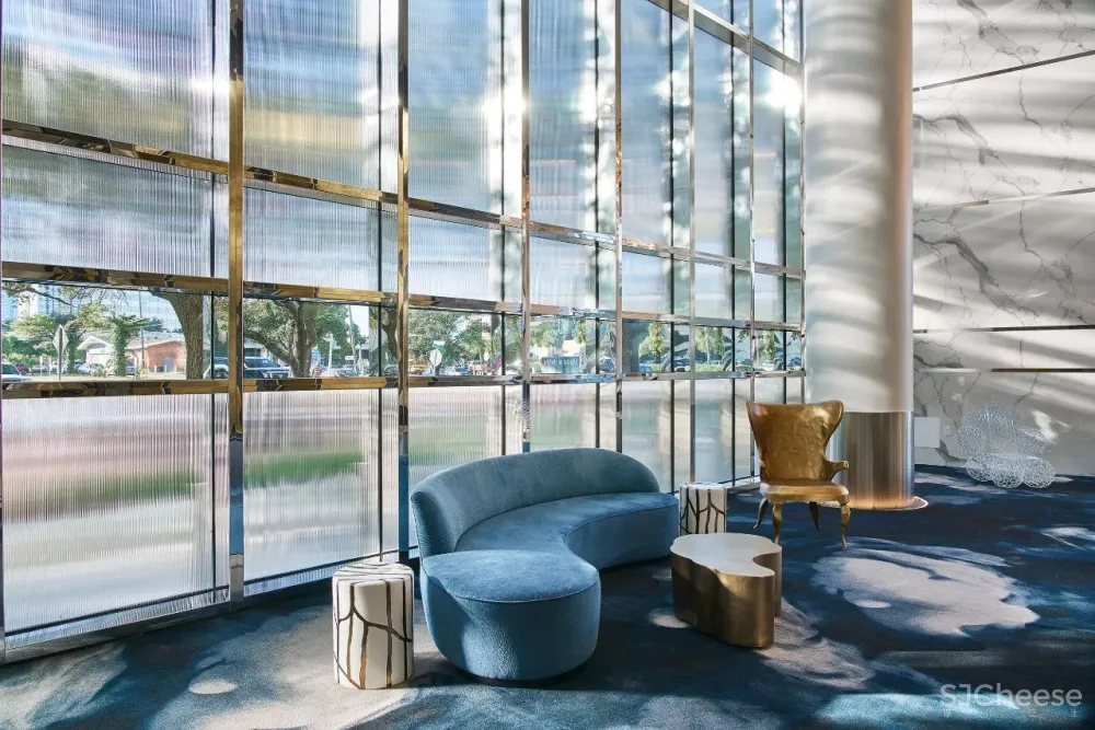 Eric Clough | Christian Louboutin御用设计师