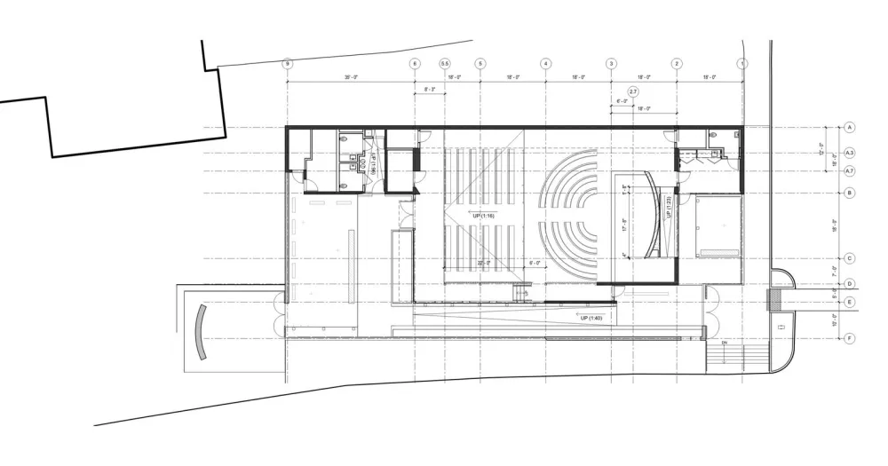 Mark Cavagnero Associates | 白色混凝土教堂