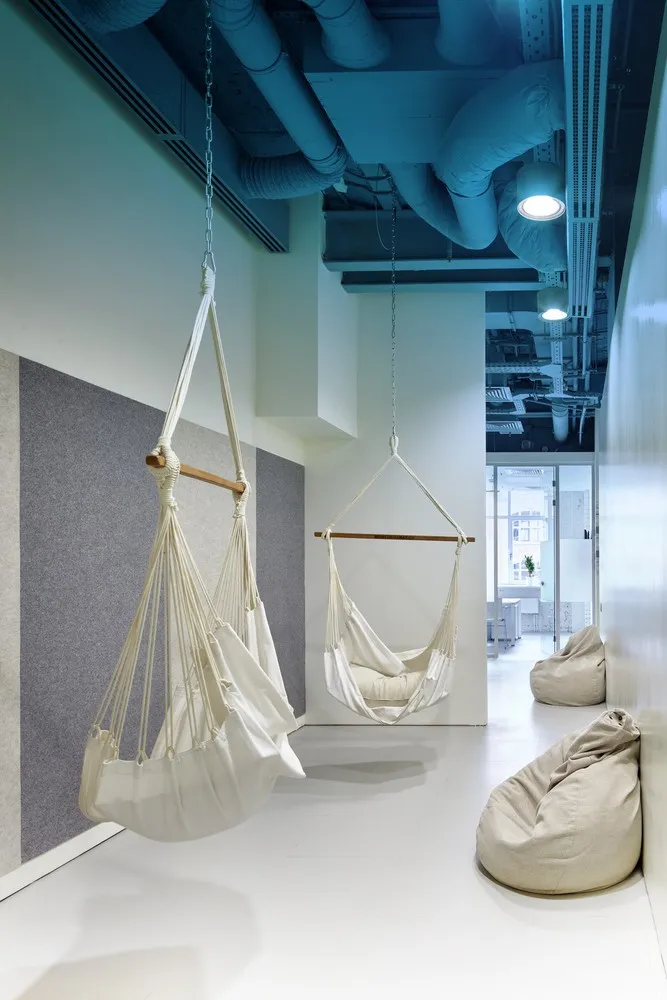 新作 | VOX Architects 俄罗斯渐变天空蓝办公空间