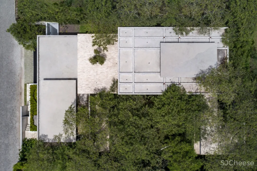 Gabriel Rivera Arquitectos | 森林概念住宅 Tacuri House