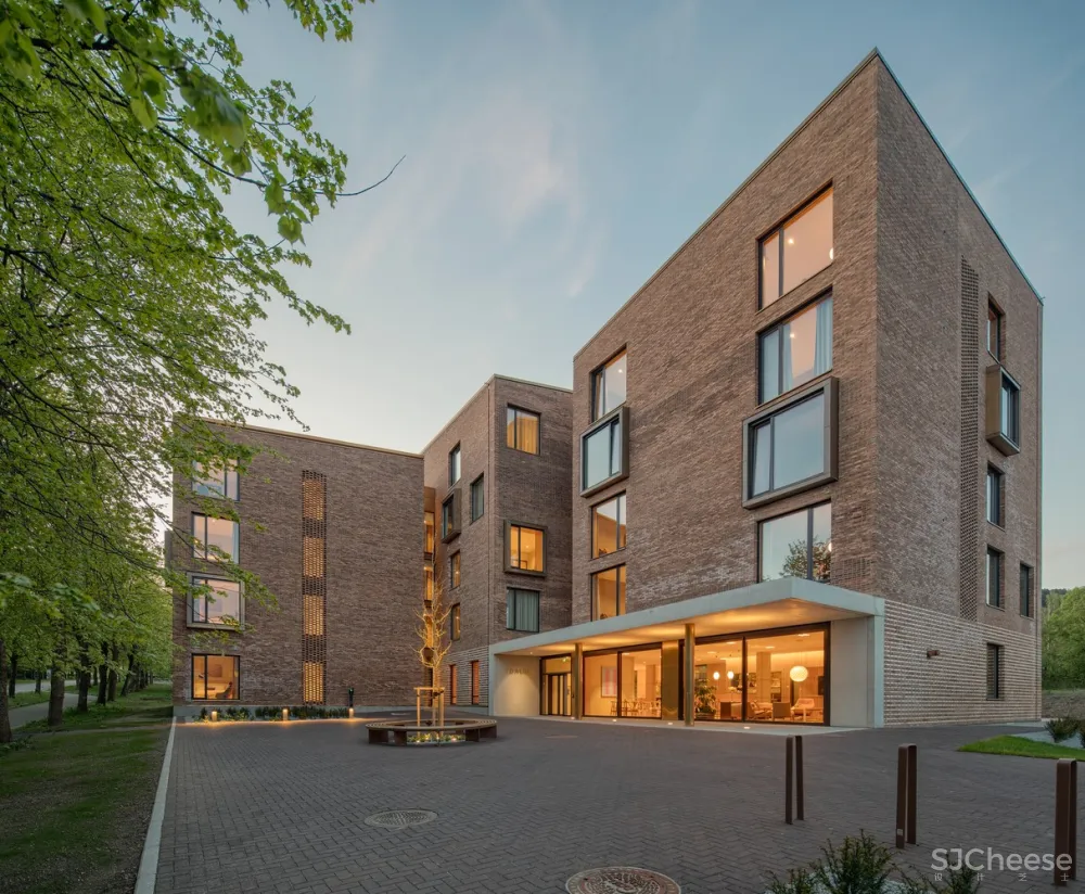 Ydalir 酒店 / Lund+Slaatto Architects 首