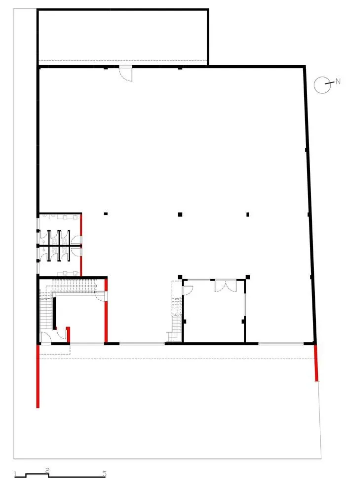 Grupo Nuvem Arquitetura | 汽车车间改造的SuperForce CrossFit健身总部 首
