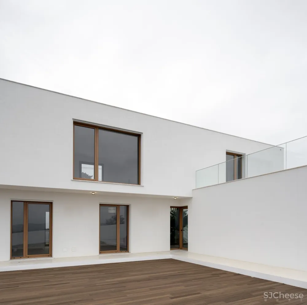 Gonçalo Duarte Pacheco | 葡萄牙南部果园住宅SP House