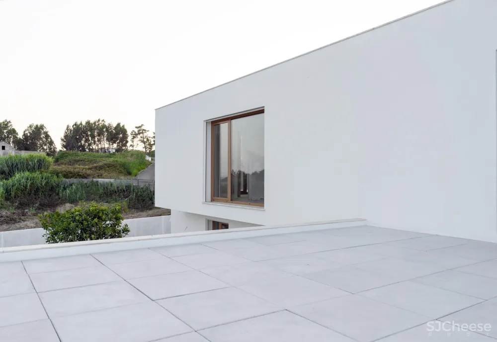 Gonçalo Duarte Pacheco | 葡萄牙南部果园住宅SP House