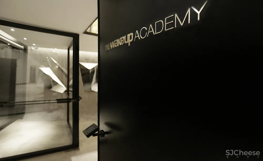 素质传播 | 杭州 维卡博造型商学院 首