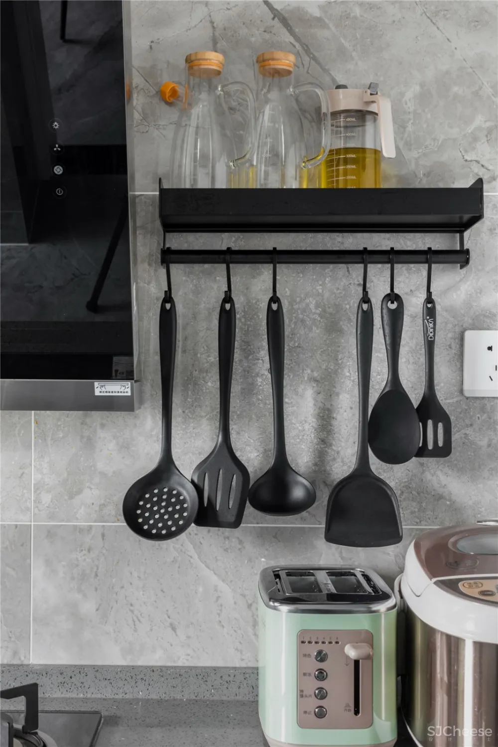 《37℃灰》将简约与高级化为一种低调的奢华 | 一品&囧家 首