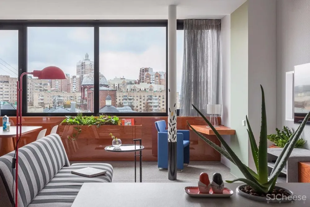 90㎡ 时尚彩色公寓丨家就该这样充满活力 首