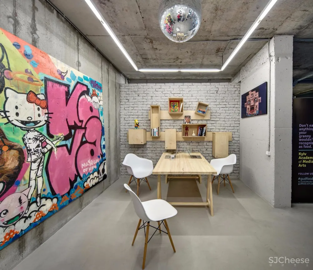 250㎡基辅独一无二的广告学校 | Slava Balbek