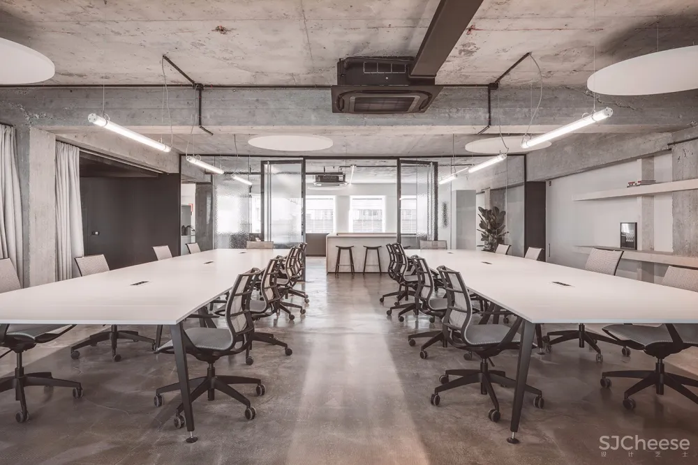 手表品牌Cronos国际办事处 | Philippe Corthout 首