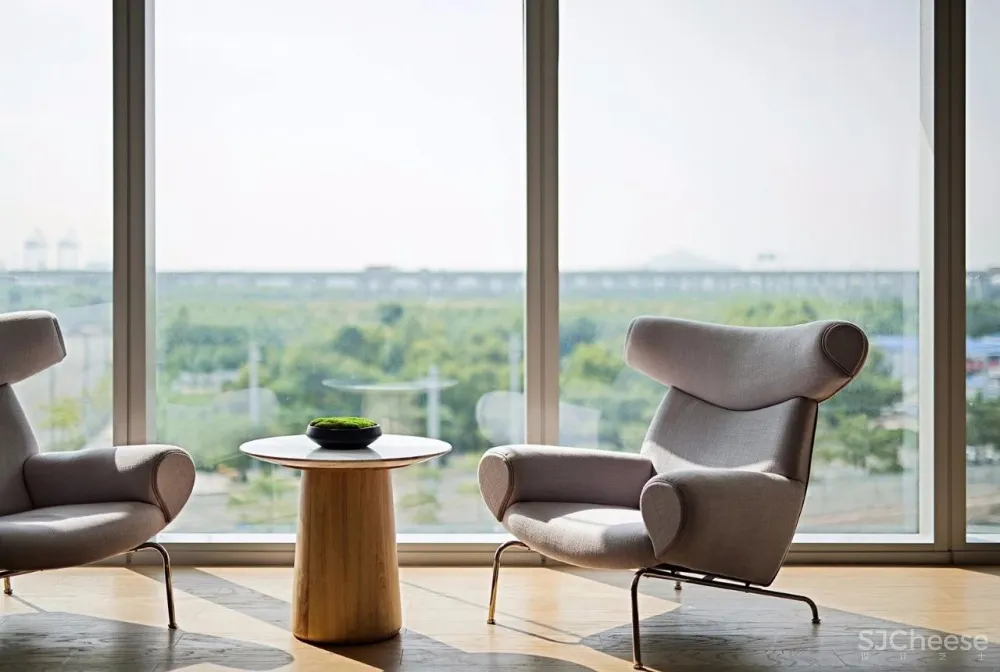 【CCD香港郑中&序向设计联袂】1600㎡深圳前海易尚创意科技大厦办公空间设计落地方案 首