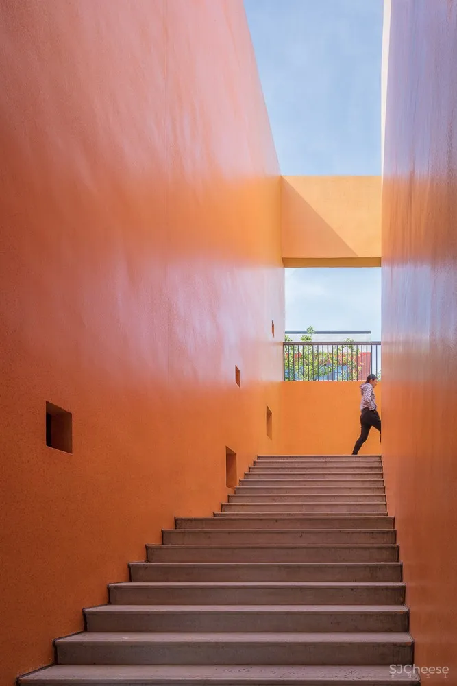 济宁海达行知学校 / 象外营造工作室