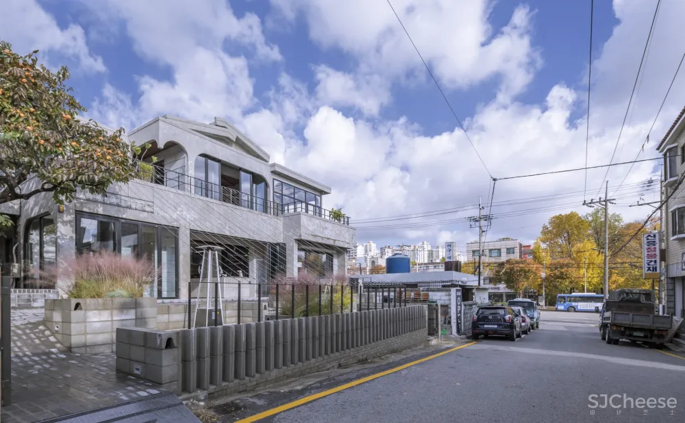 韩国仁川 LAS COFFEE / TEMP 首