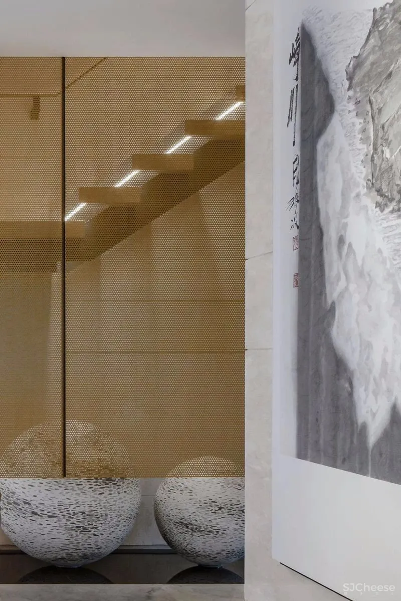 【无间设计吴滨】以山水墨画为灵感源头,将东方美学贯入西方设计手法的武汉华侨城·原岸样板间设计方案