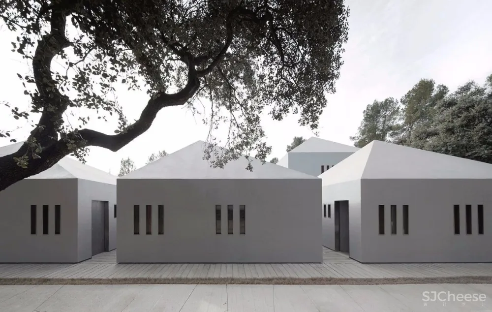 废弃工棚里的顶级米其林餐厅:我们是一家带餐厅的「 厨房 」