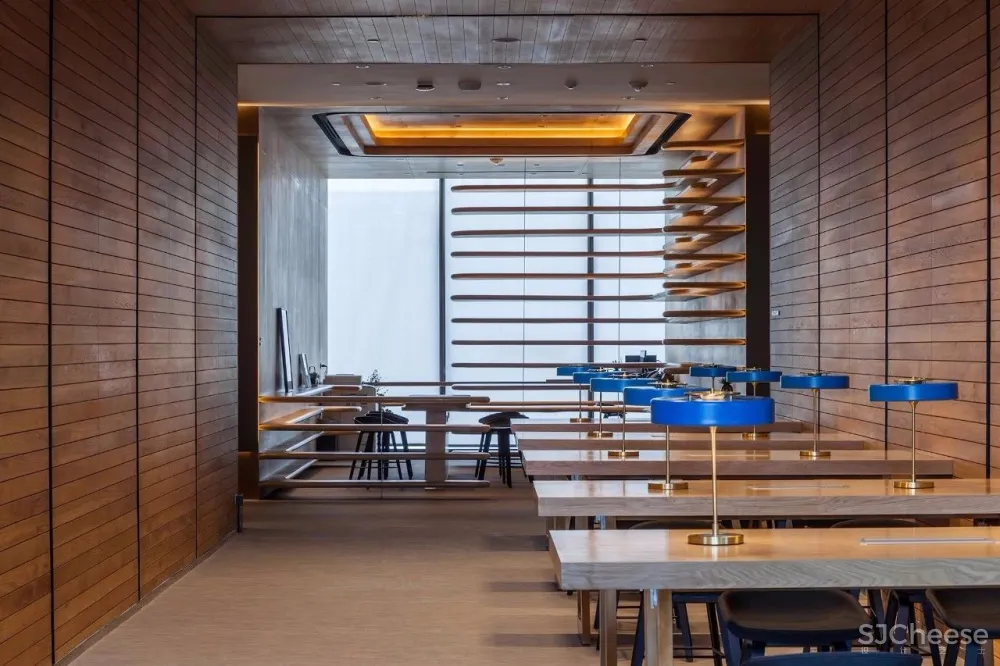 办公融合商业新形态的地标之作•曼谷Gaysorn II