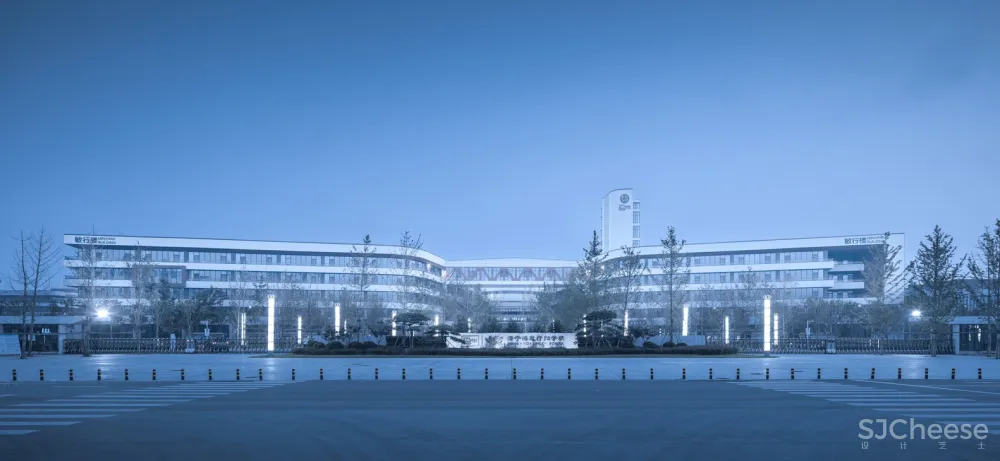 济宁海达行知学校 / 象外营造工作室