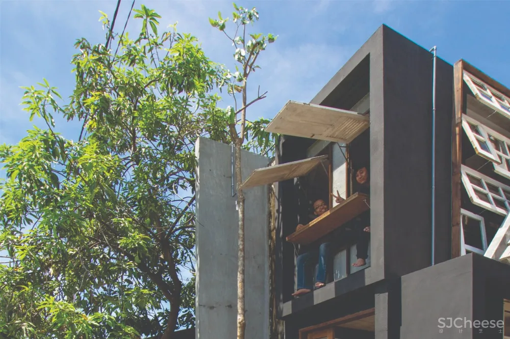 Gayuh Budi Utomo | 印尼住宅The Obsolete House