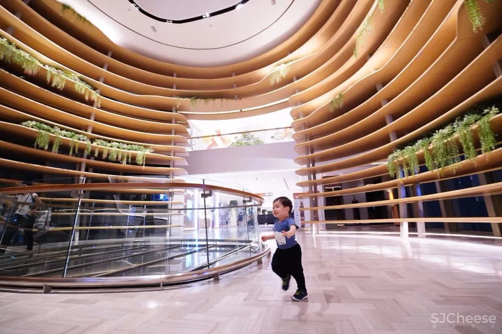 办公融合商业新形态的地标之作•曼谷Gaysorn II