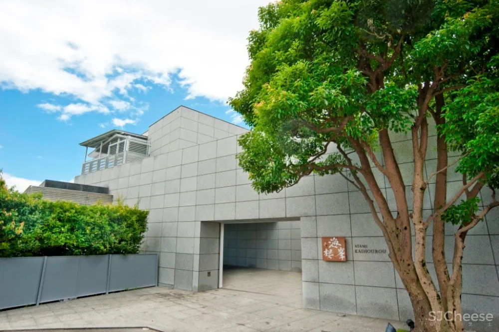 安藤忠雄,坂茂、隈研吾设计的温泉酒店,冷峻的外表却是有温度的设计