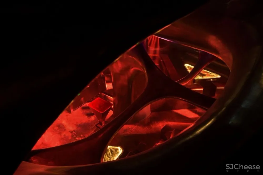 最新 | 黄永才:超有未来感的太空主题星舰酒吧,广州夜店新地标! 首