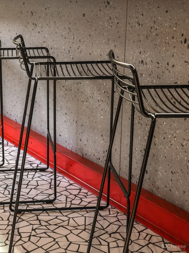 新作 | Architecture bureau DA 比萨22号餐厅 首