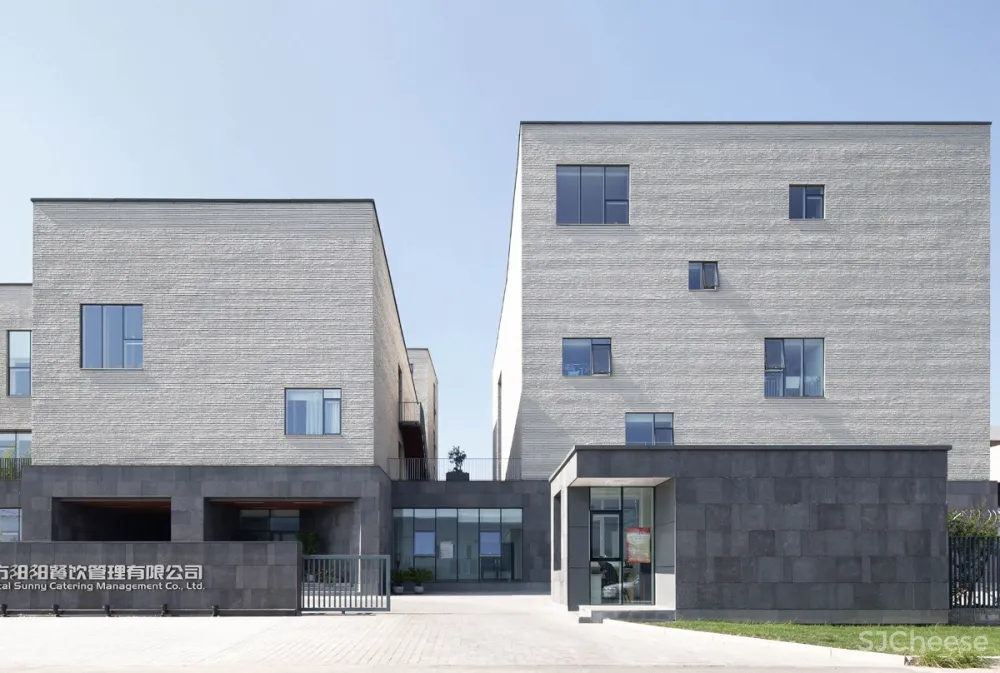 北京东方阳阳企业办公建筑 / BIAD第六建筑设计院
