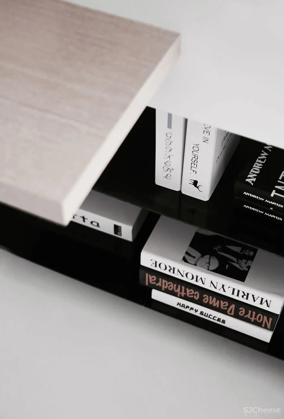 黑白灰,设计师的又一剂春药!