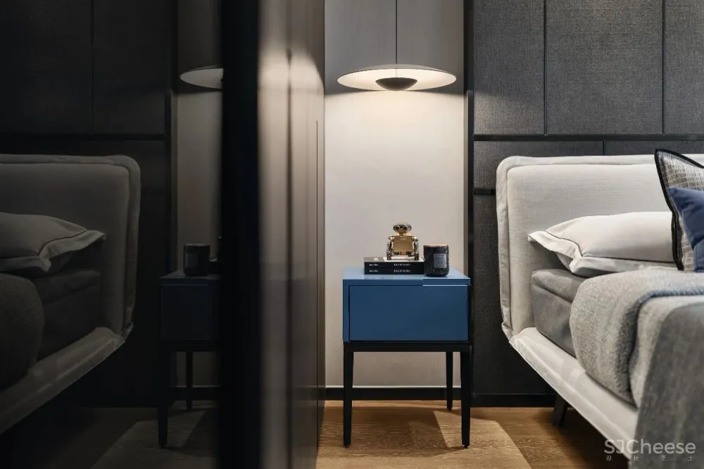 由单纯到复杂,再复归成熟的单纯