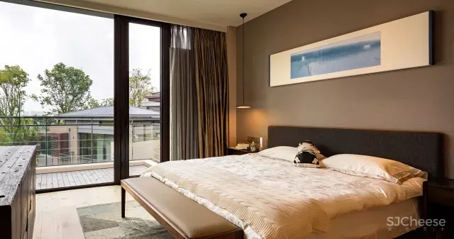 350㎡成都麓湖沉香谷别墅 | 中英致造设计事务所