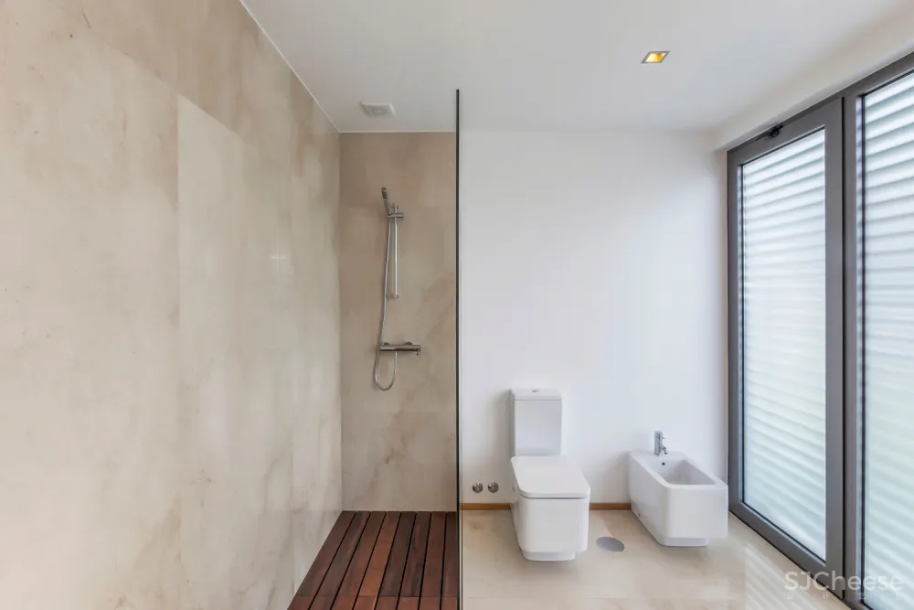 FCC Arquitectura | 葡萄牙拥有大地形区域的别墅 Campo das Paulas