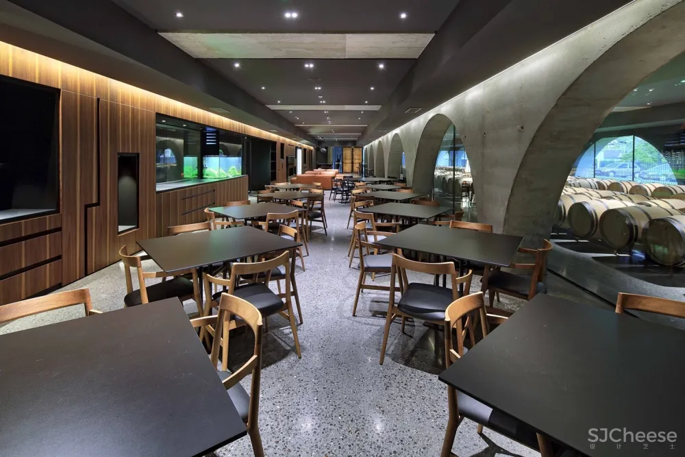 Dva arhitekta | Kutjevo酿酒厂