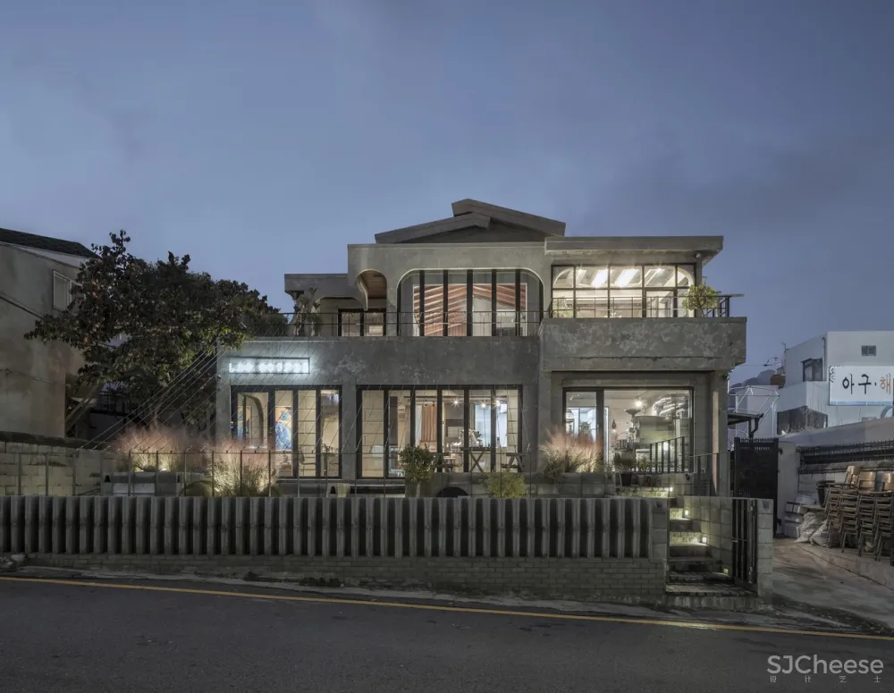 韩国仁川 LAS COFFEE / TEMP 首