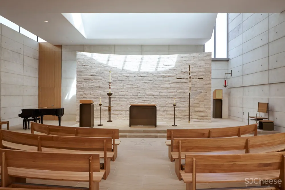 Mark Cavagnero Associates | 白色混凝土教堂