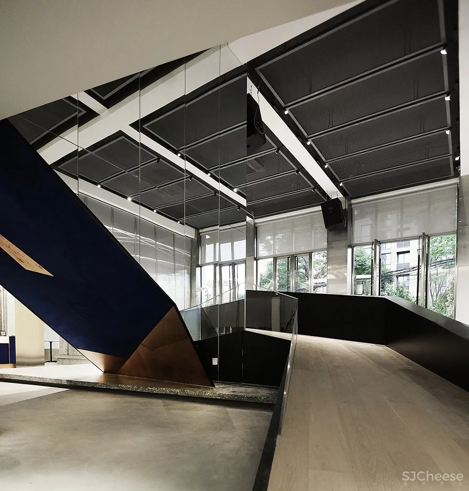 素质传播 | 杭州 维卡博造型商学院 首