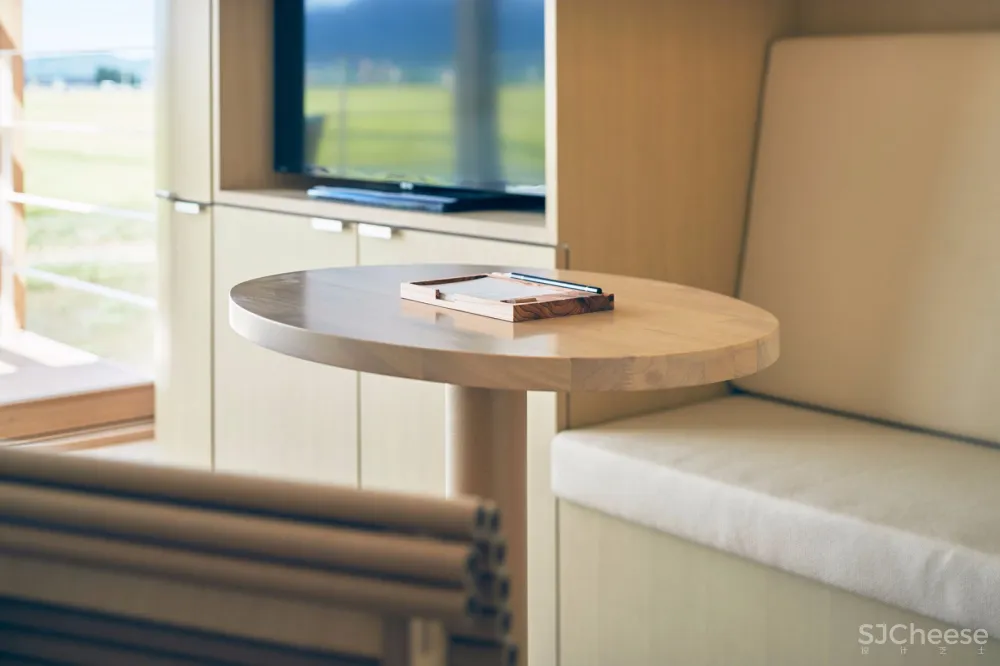 安藤忠雄,坂茂、隈研吾设计的温泉酒店,冷峻的外表却是有温度的设计