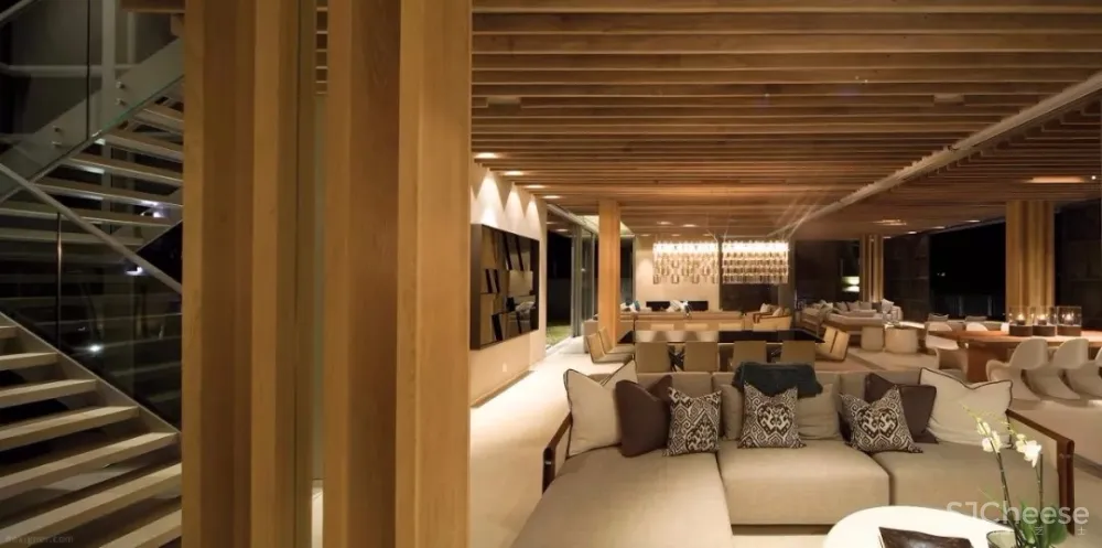 露西亚海滩别墅 | ARRCC设计