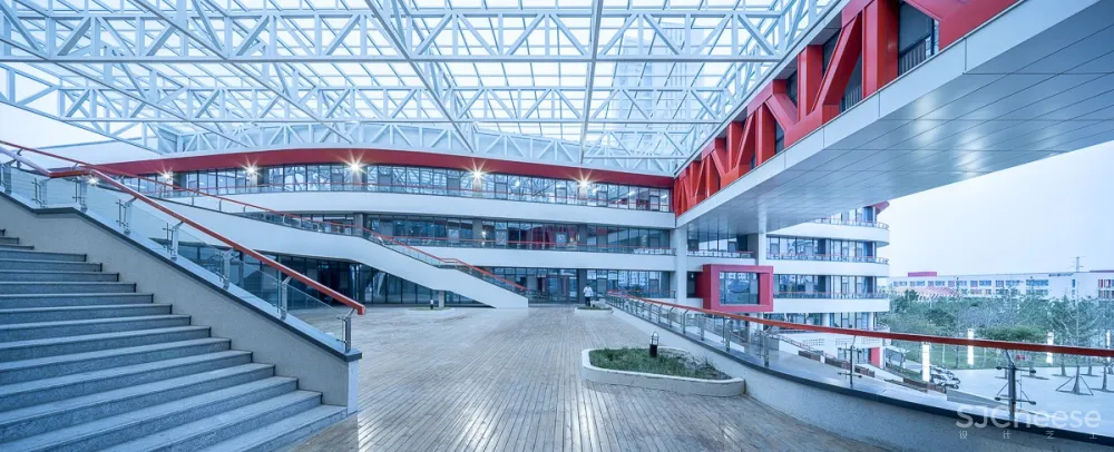 济宁海达行知学校 / 象外营造工作室