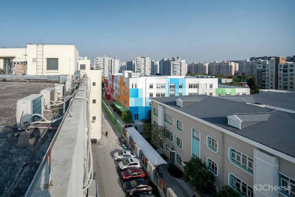 宝山贝贝佳欧莱幼儿园,上海 / 阿科米星建筑设计事务所